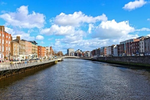 River Liffey in Dublin in the summer
