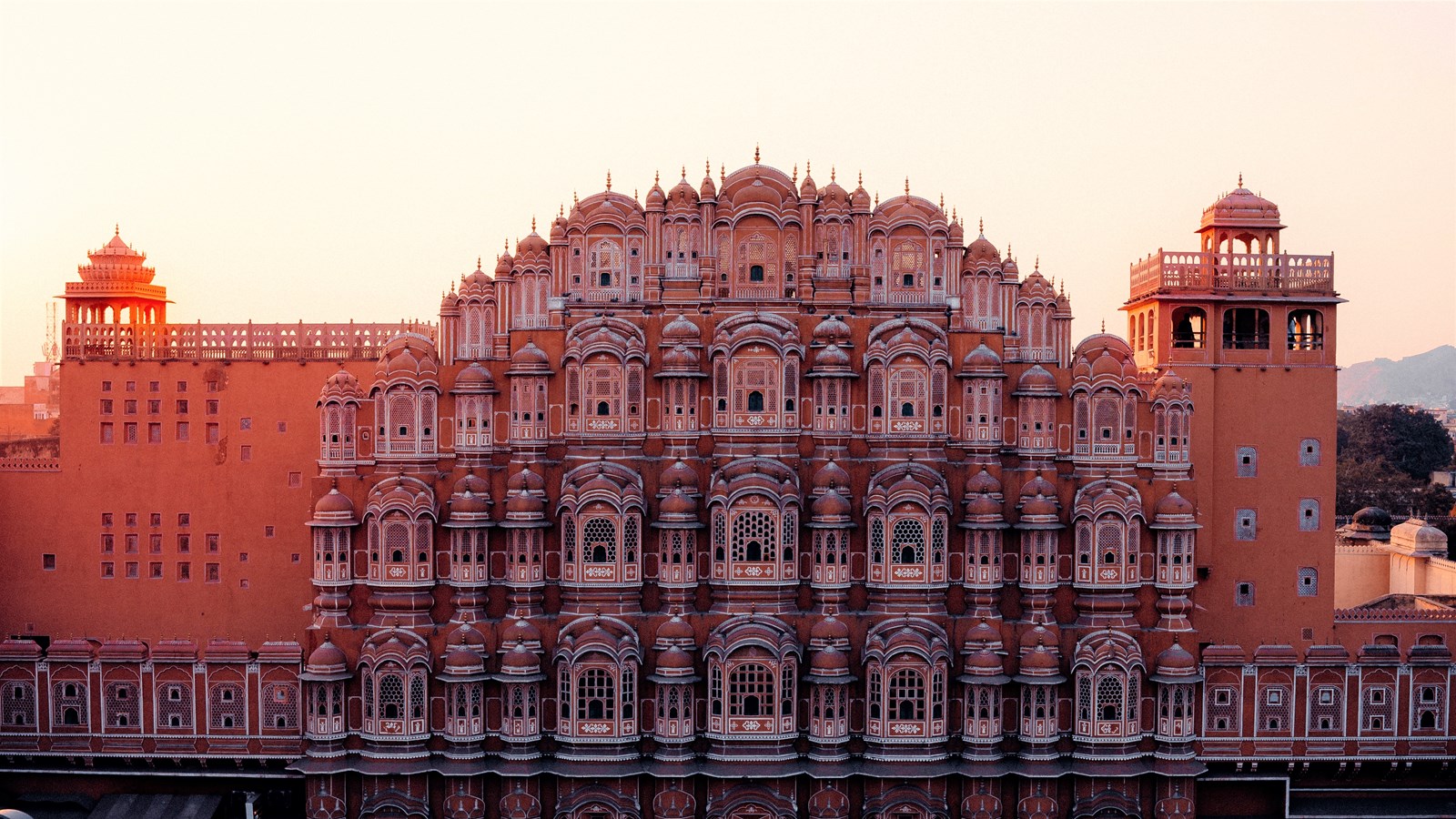 Top places to visit in INDIA! - aparto