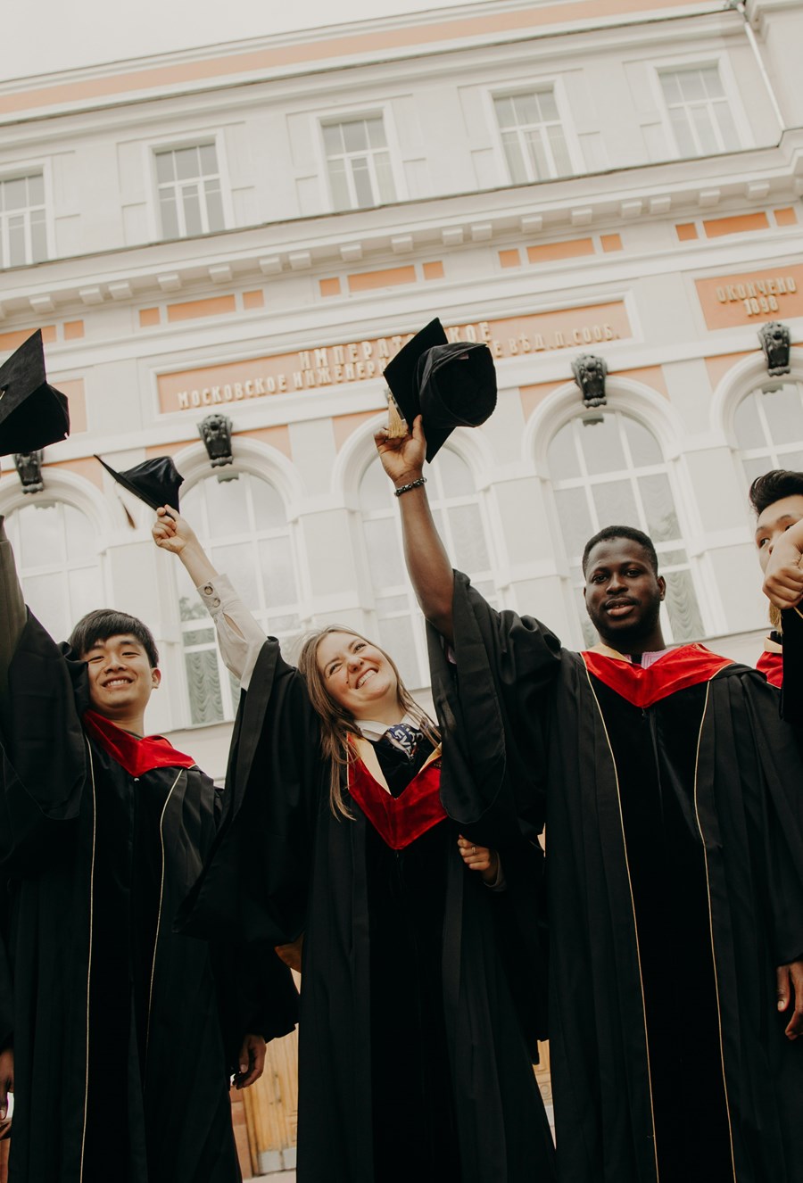 Cambridge vs. Oxford: Which university is harder to get into?