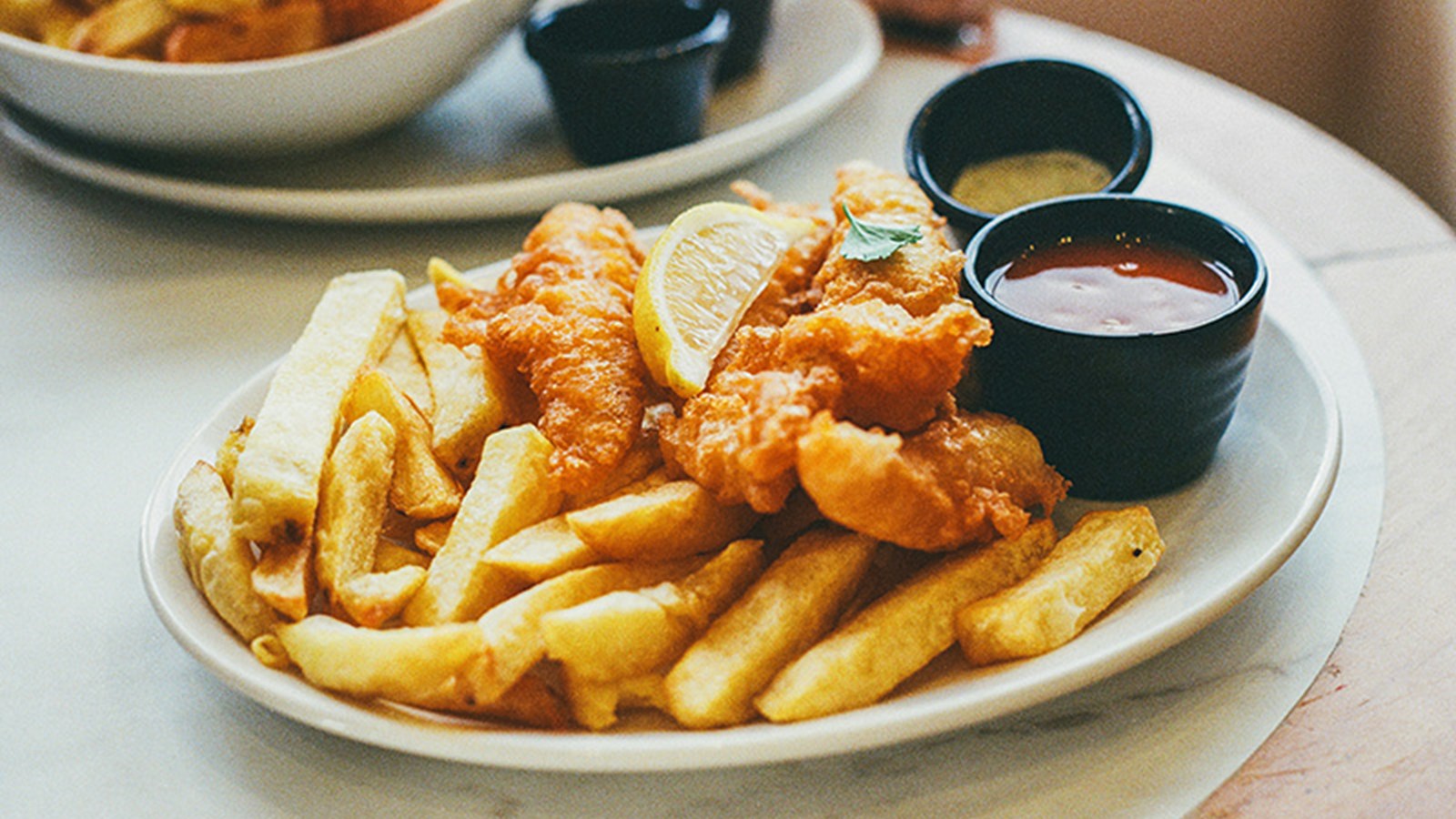 Best Places to Eat in Bristol for Students (Without Breaking the Bank)