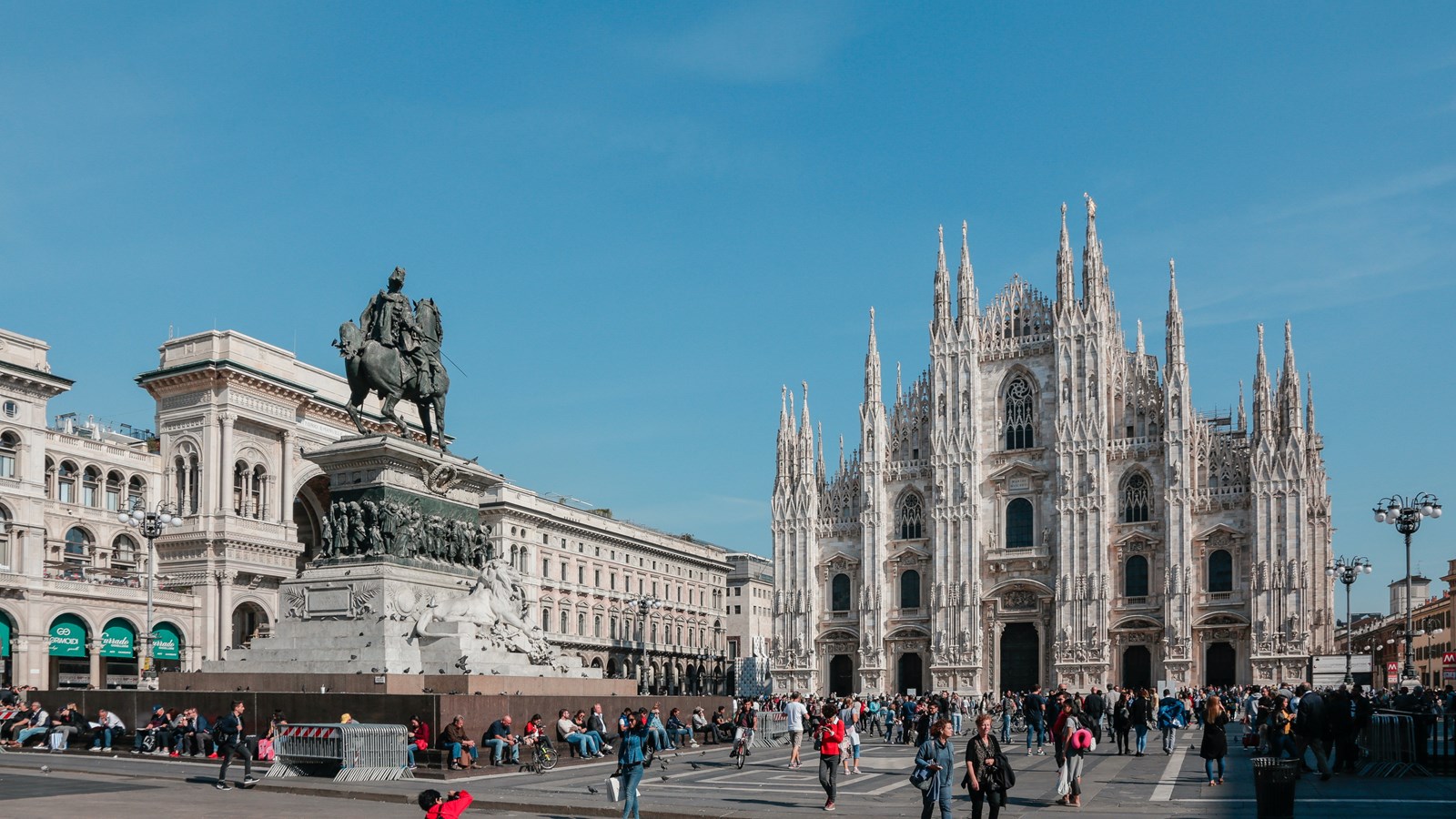 Have you ever wanted to experience the Italian dolce vita in Milan?